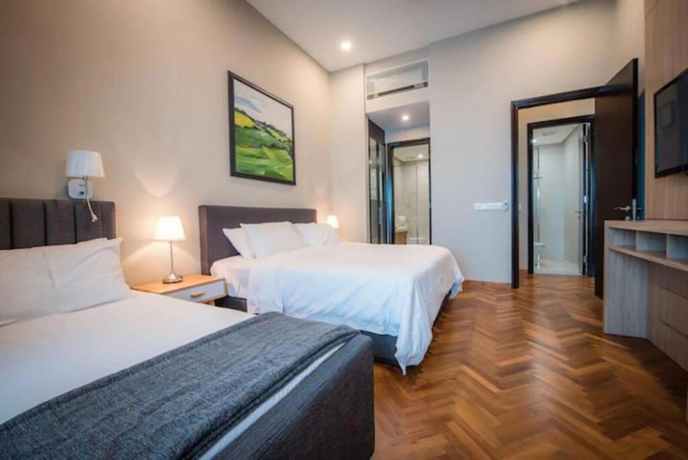 Tree Premier Suite Strait Quay Luxury Marina Suite ทานจงโตก็อง ภายนอก รูปภาพ