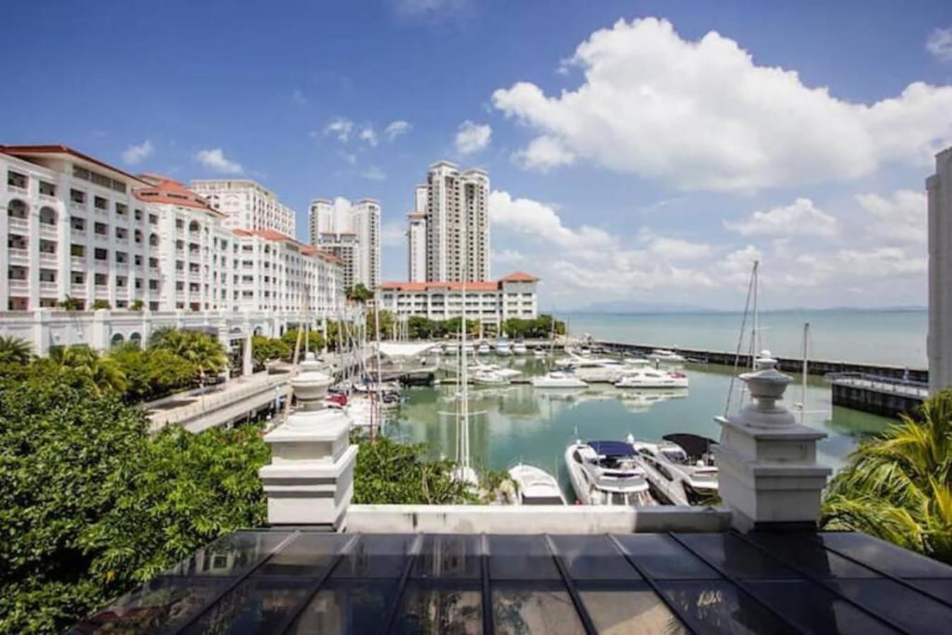 Tree Premier Suite Strait Quay Luxury Marina Suite ทานจงโตก็อง ภายนอก รูปภาพ